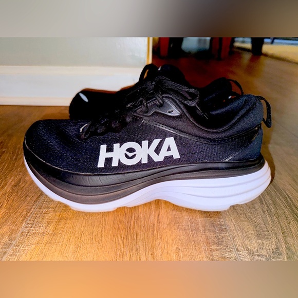 HOKA Bondi 8 Black and White Running Shoe - Picture 1 of 5